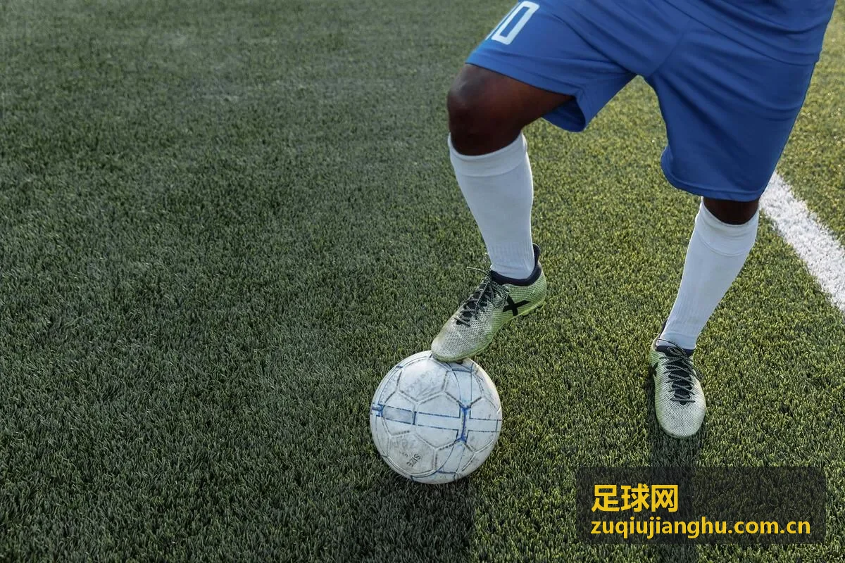 意甲直播：AC米兰对阵国际米兰